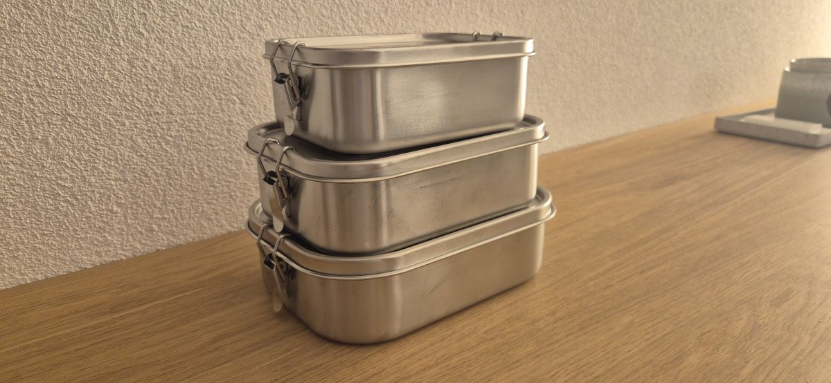 Die Brotdosen im Grössenunterschied